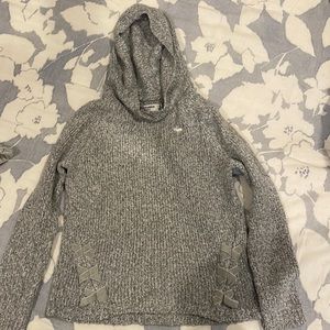 Girls grey hooded Abercrombie kids sweater size 7/8